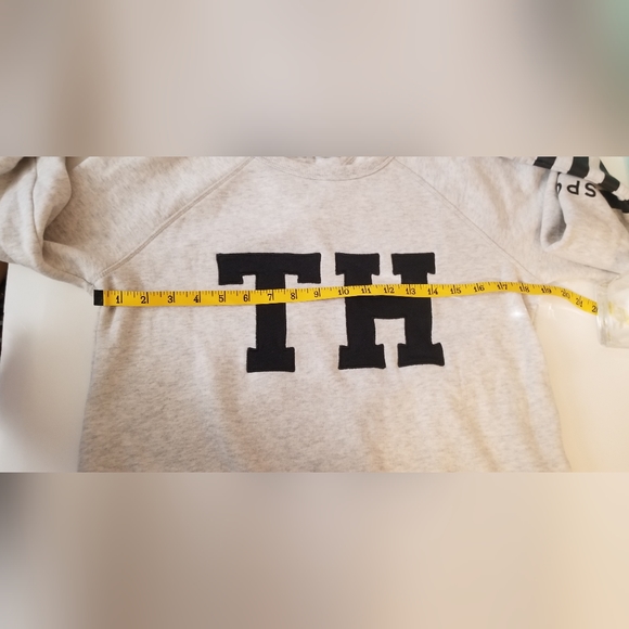 NWOT Tommy Hilfiger Womens Sweater/Sweatshirt - Picture 9 of 11